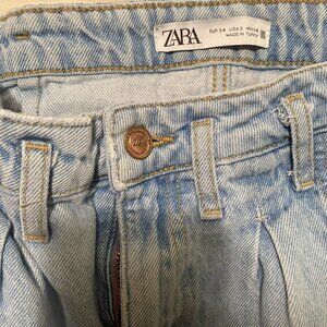 Baby Blue Zara Denim Pleated Straight Leg Ankle-Length US Size 2